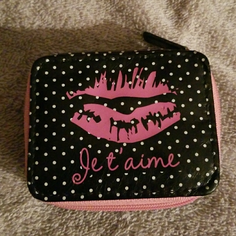 Compact pill case.